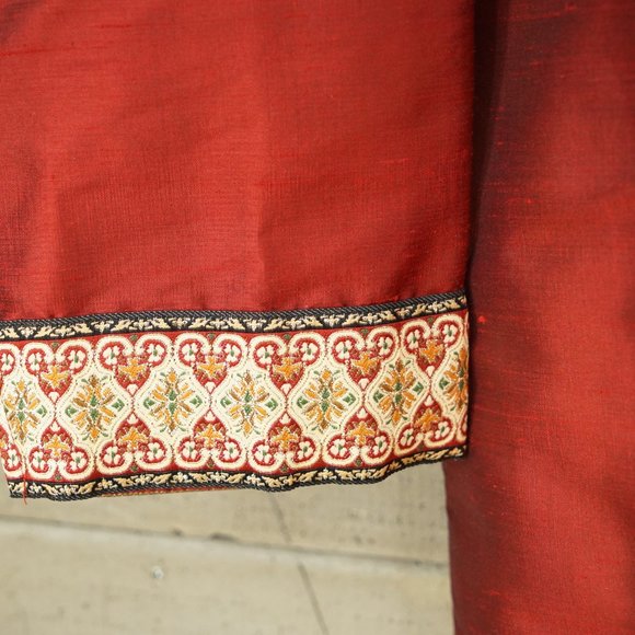 NWT 100% Silk Lore Beth Terrell Maroon Gold Trim Long Sleeve 2x Blouse Jacket - Picture 3 of 8